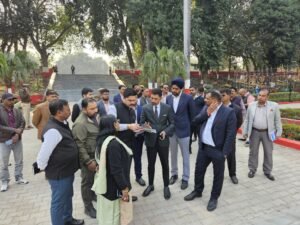 Lucknow: District Magistrate Visakh inspected the Martyr's Day program venue