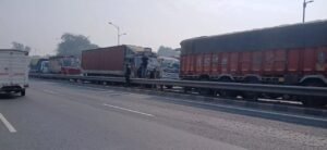 Traffic jam on Mauni Amavasya, queues of vehicles from highway to road, about 20 lakh devotees reached Kashi