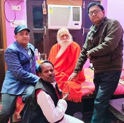 Chief Minister Yogi Adityanath expressed condolences on the demise of Acharya Satyendra Kumar Das Ji Maharaj, the chief priest of Shri Ayodhya Dham