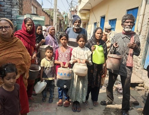 Jalkal department left 400 families yearning for water in Zone 6 Amber Ganj