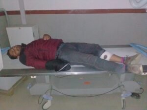 Encounter between Biharigarh police station and cow smugglers, one smuggler injured by bullet