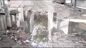 The negligence of the Municipal Corporation in Alambagh area of ​​the capital Lucknow is becoming a curse for the public