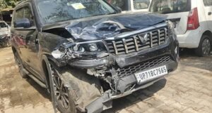 The havoc of high speed continues, Scorpio hits ADCP Madhya's official vehicle