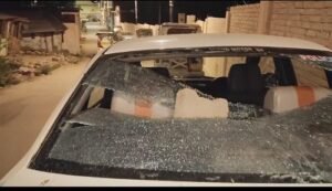 Increasing crime in police station Ram Janmabhoomi area, car glass damaged