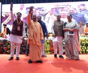 Sarojininagar's Holi became pleasant with colours and development plans: CM Yogi