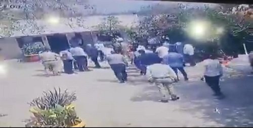 City Magistrate's highhandedness in Mathura, video of him beating PWD clerk goes viral