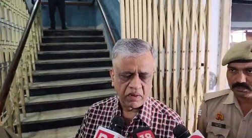 SP MP Ziaur Rahman Barq appeared before the judicial commission in the Sambhal violence case, said – I trust the court, not the police