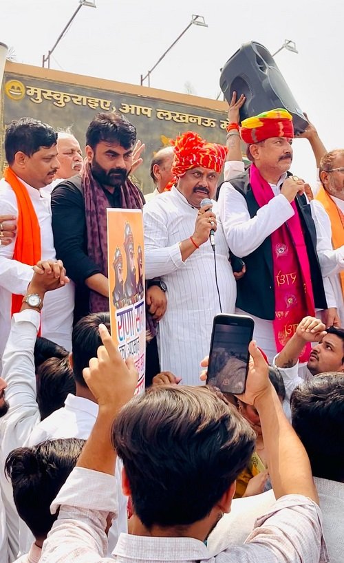 Kshatriyas staged a sit-in and got arrested over SP MP's comment on Maharana Sanga.