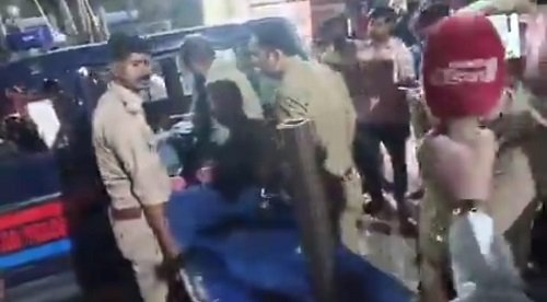 Ajay Yadav, who murdered his father and brother in Sultanpur, committed suicide by shooting himself