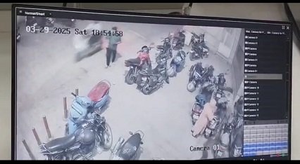 Bike thieves' morale increased, police turned a blind eye, be cautious before getting treatment at KGMU