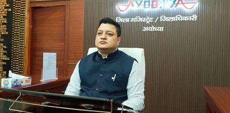 New District Magistrate Nikhil Tikaram Funde held a press conference with journalists in the Collectorate auditorium today