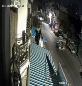 Another e-rickshaw stolen in Ghazipur, incident captured on CCTV