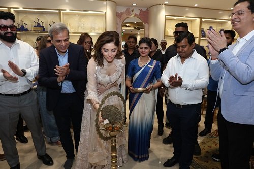 Indriya, Aditya Birla Jewellery forays into Lucknow, a city that cherishes the legacy of fine jewellery craftsmanship