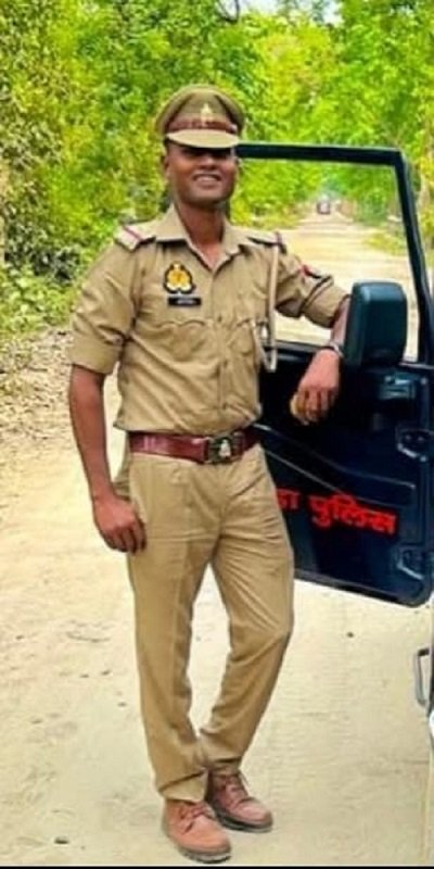 Kushinagar: Action taken against sub-inspector for bribery, suspended after viral video