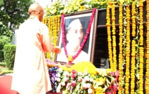 Chief Minister Yogi Adityanath paid tribute to former Chief Minister Late Hemvati Nandan Bahuguna on his birth anniversary
