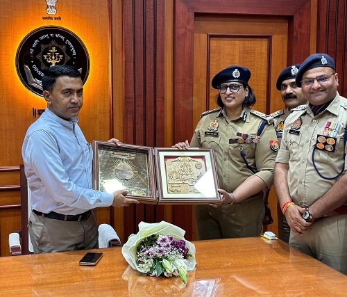 UP Fire Department gets honor in Goa for excellent work during Maha Kumbh