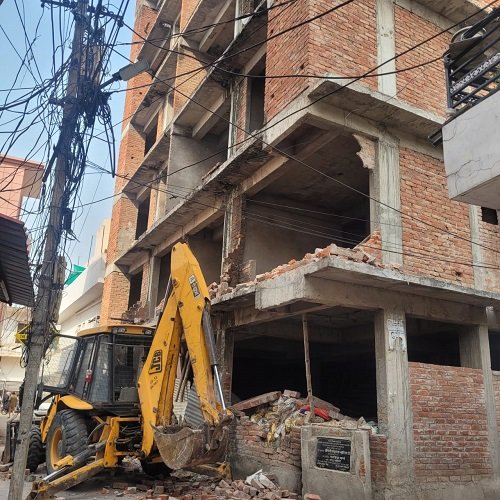 Action again in enforcement zone-7, action to demolish illegal construction behind Almas marriage hall