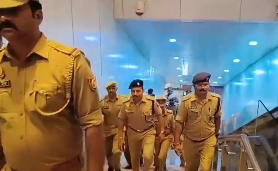 After the Pahalgam incident, Uttar Pradesh is on alert mode, police keeping an eye on every inch of the city