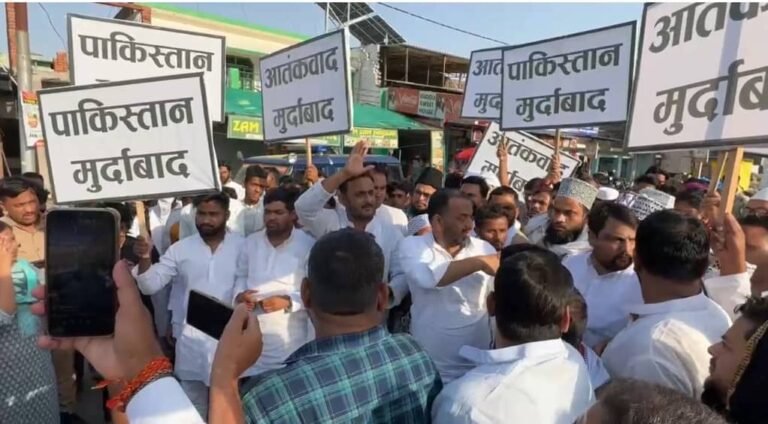 Protest led by Haji Firoz Khan Gabbar in Sohawal against the terrorist attack in Pahalgam, Kashmir; a five-point memorandum submitted to the President