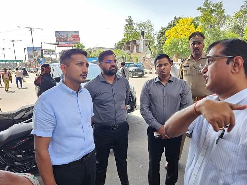 Lucknow: DM Visakh's big campaign, 31 beggars rescued, initiative to free the city from begging