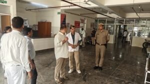 DM Abhishek Pandey conducted a surprise inspection of the district hospital and gave instructions to improve the arrangements