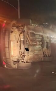 Lucknow: Drunk youth's car overturned near Deputy Chief Minister's residence, major accident averted