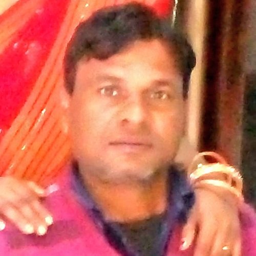 Vegetable vendor Sunil died after being buried under sewage in Bareilly, FIR lodged against cleaning contractor