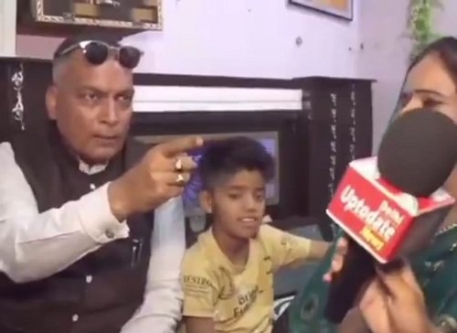 Lawyer AP Singh got angry on calling Seema 'Seema Haider', had a heated argument with the female journalist