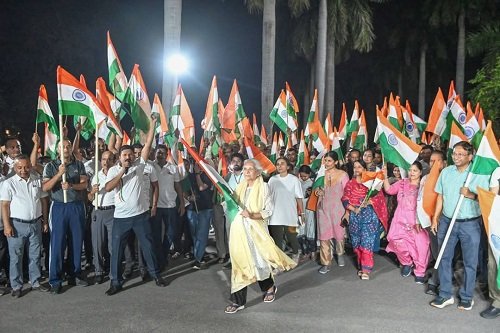 UP Governor Anandiben Patel organized a proud Tiranga Yatra from Raj Bhavan