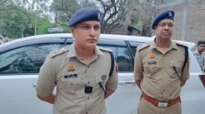 Sensation due to death of four members of same family in Unnao, bodies of two innocent children also found