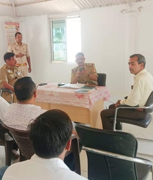 Lucknow: Solution day organized in Sarojini Nagar police station premises, revenue related problems were heard