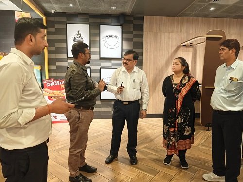 Dastarkhan closed in Fun Republic Mall, FSDA notice to 8 shops including Domino's and McDonald's