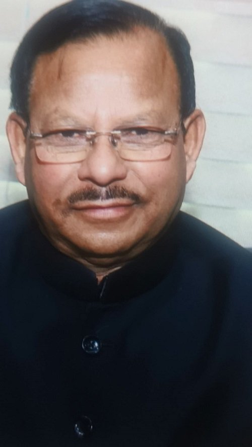 State Information Commissioner Girjesh Chaudhary died due to cardiac arrest, wave of mourning in the Information Commission