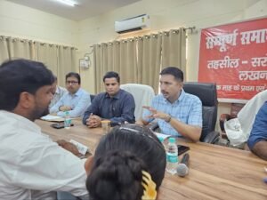 Organizing Sampoorna Samadhan Diwas in Tehsil Sarojininagar under the chairmanship of District Magistrate