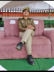 Female constable committed suicide by hanging herself