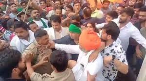 Muzaffarnagar: Bhakiyu's "Save Honor Mahapanchayat", thousands of farmers gathered to protest against the indecency with Rakesh Tikait