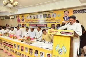 Jamiatul Mansoor honoured the brilliant students and social personalities of Mansoori society