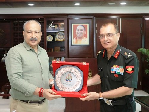 Lieutenant General Naveen Sachdeva made a courtesy call on UP DGP Rajiv Krishna, discussed security and coordination