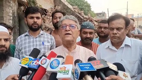 Demolition of dilapidated buildings in Old Fish Market and Refugee Market begins, modern shopping complex to be built