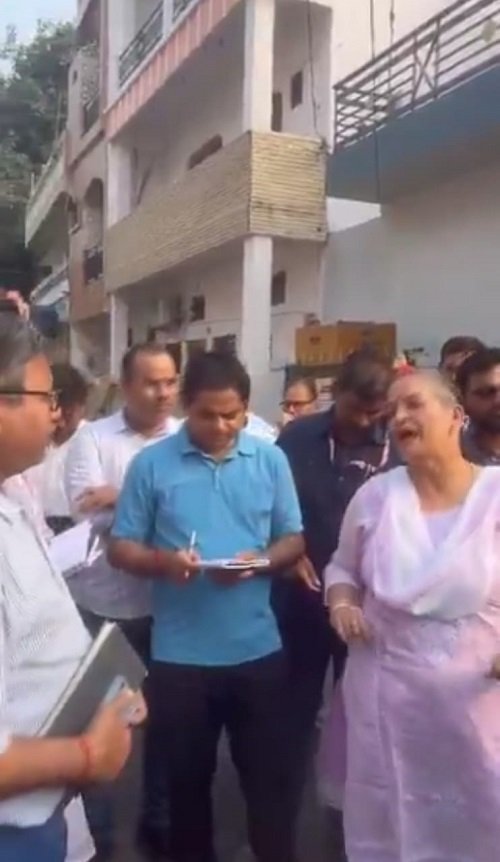 Lucknow: Minister in charge Suresh Khanna inspected the cleanliness system of the city, got angry after seeing the dirt