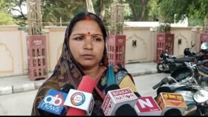 Ayodhya: Kiran Devi is troubled by illegal occupation of ancestral land, action against the domineering land mafia is still pending