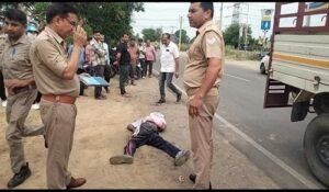 Hapur: One killed, two injured in collision between dumper and bike; driver absconding