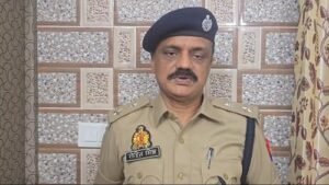 Lucknow: Big success of GRP Charbagh and surveillance team, criminal with a reward of 15 thousand rupees arrested