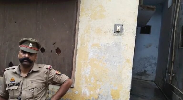 Shocking incident in Lucknow: Three members of the same family, troubled by financial crisis, committed mass suicide