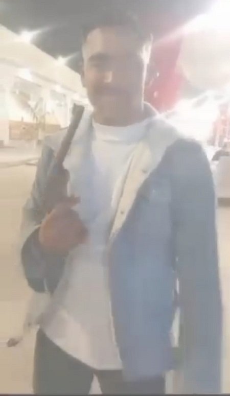 Bijnor: Making a reel with a gun at a wedding ceremony proved costly for the young man, the video went viral on social media