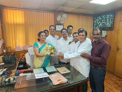 Civil Hospital Employees Front welcomed Director Dr. Kajli Gupta with a courtesy visit