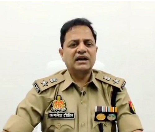 Lucknow: Fake NSG commando arrested, automatic pistol and walkie-talkie recovered