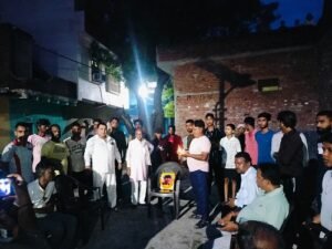 Valmiki society took out a candle march in Atrauli