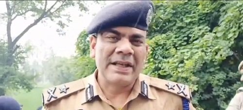 Breaking Barabanki: Body of a female constable found in suspicious condition in bushes on the side of the highway, fellow constable accused of murder