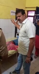 Ayodhya Breaking: Police was bringing a woman from her home in a land dispute, she fainted before reaching the police station, family members alleged harassment